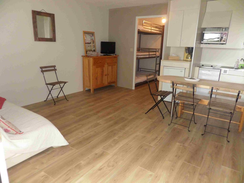 Appartements Les Balcons Du Soleil Font-Romeu-Odeillo-Via 객실 사진